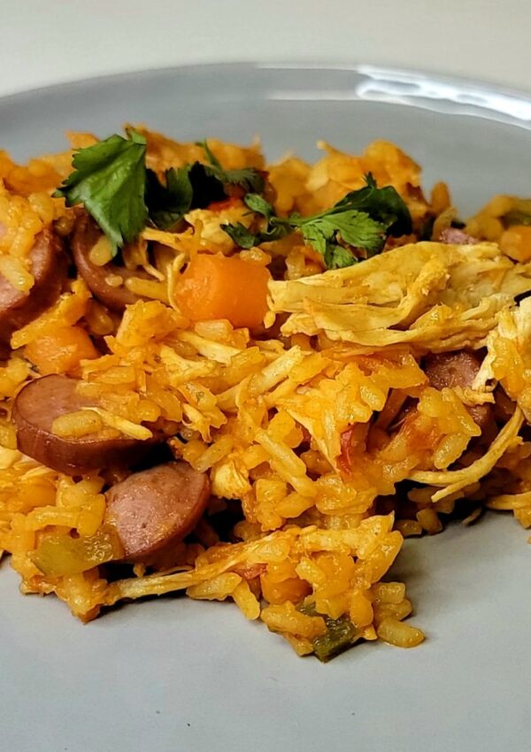 Nicaraguense Arroz A La Valenciana