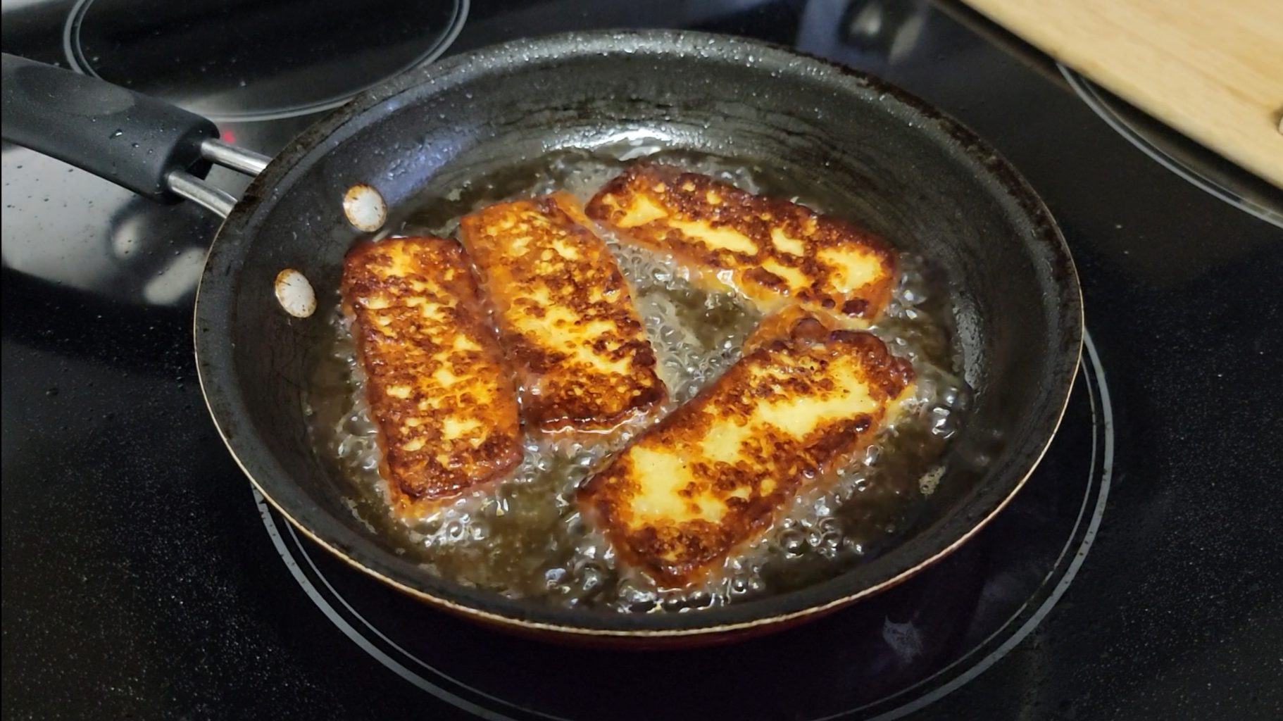 shallow fried queso frito