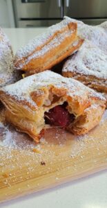 puerto rican pastelillos de guayaba